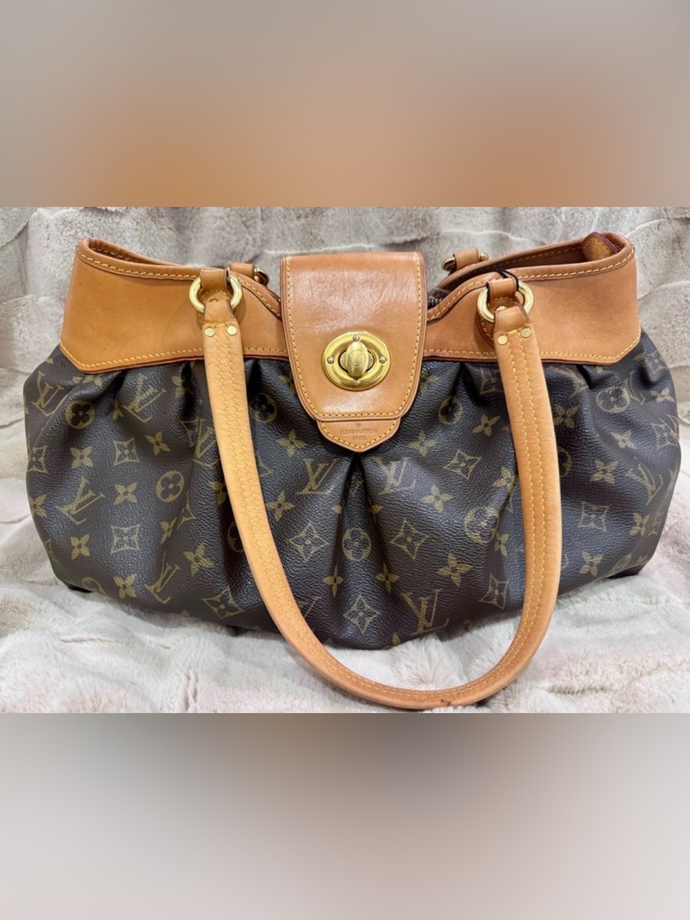 COA/ Louis Vuitton Monogram Canvas Boetie Bag